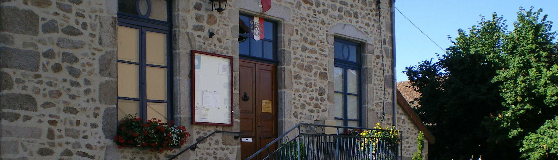 Commune Mairie Le Mayet-de-Montagne Allier Auvergne-Rhône-Alpes